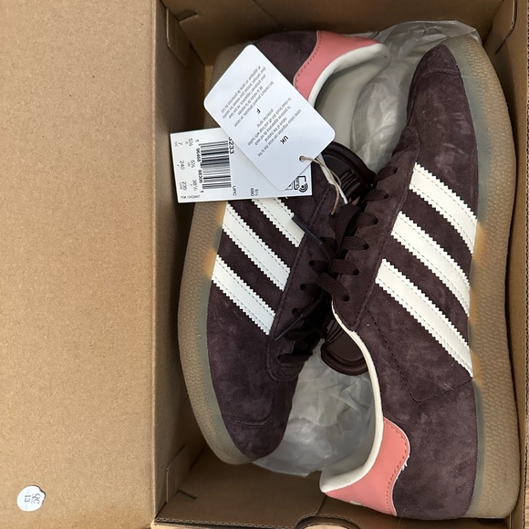 Adidas Gazelle size 7 - Picture 8 of 12